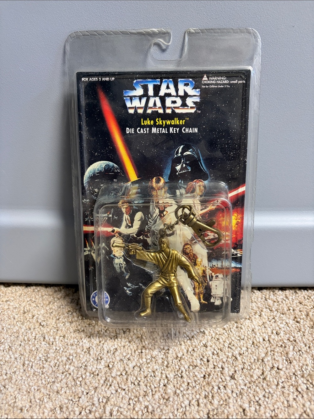 Star Wars Luke Skywalker Die Cast Metal Key Chain - Gold